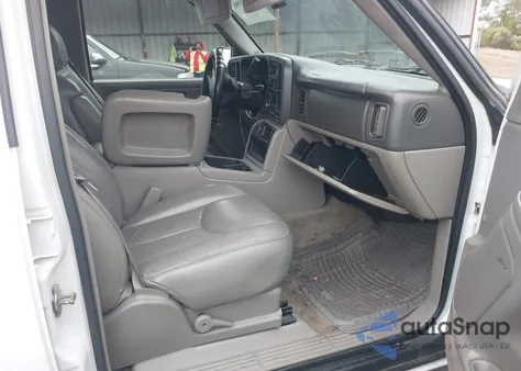 2005 GMC Yukon Slt z USA, uszkodzony, nr VIN 1GKEC13T25R209949